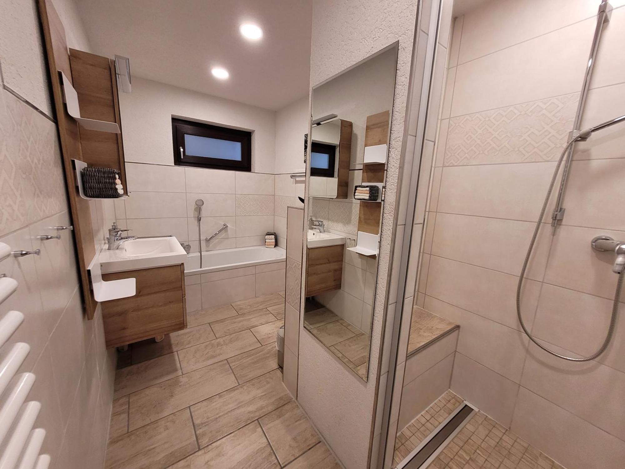 Komfort-Ferienwohnung Auf Der Eulenburg Grafengehaig エクステリア 写真
